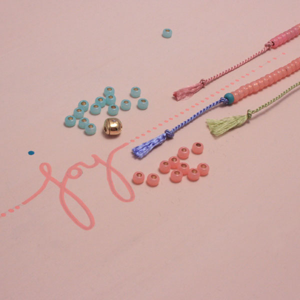 make a bracelet